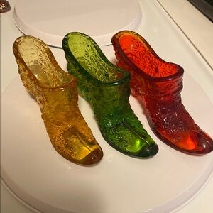 Vintage FENTON Button Daisy Colonial Buckle Shoe